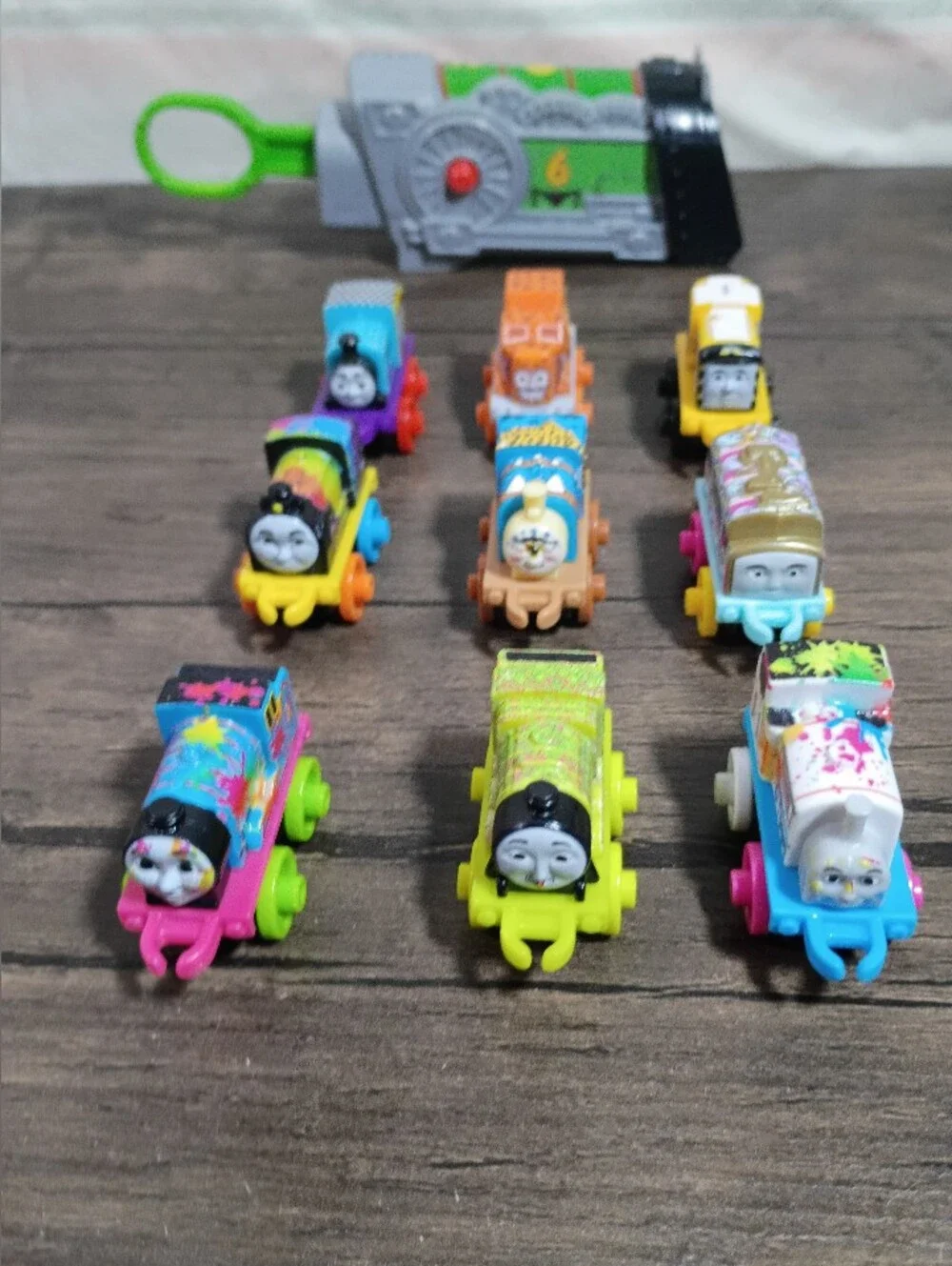 Thomas The Tank Engine Minis Launcher Percy 6 Plus 9 Mini Trains